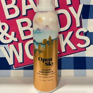 Open sky body mousse